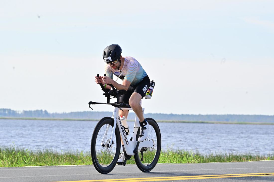 Justin Ramirez racing the bike leg of a triathlon